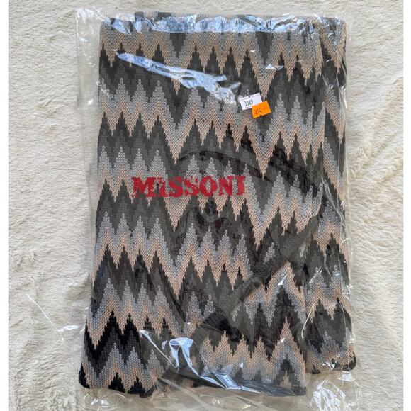 Vintage Missoni Sweater Poncho, Heavy Wool Blend Cape, Y2K Zig Zag, Italy, NWT - Picture 8 of 12
